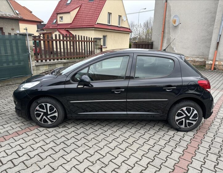 Peugeot 207 Hatchback 1,4 l 54 kw