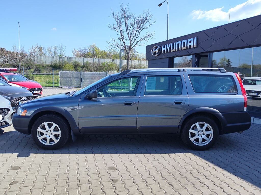 Volvo XC70 Kombi 2,4 l 120 kw