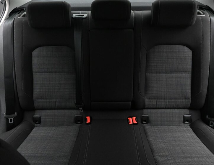 Volkswagen Passat 28