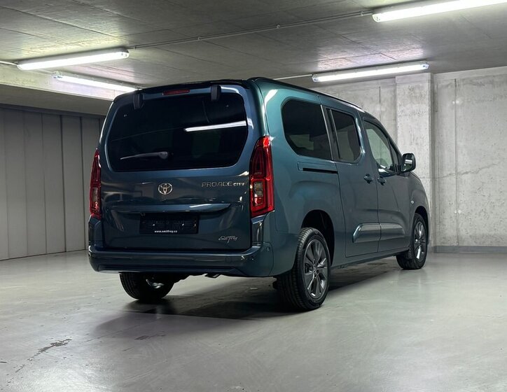 Toyota ProAce City Verso MPV 1,5 l 96 kw