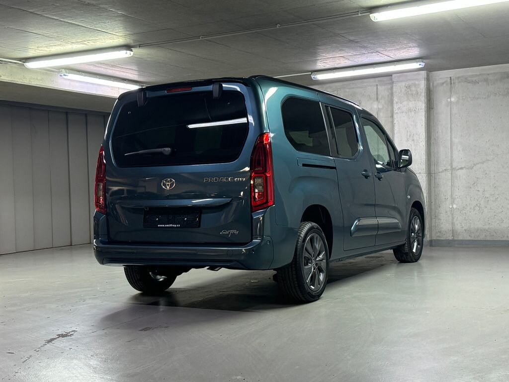 Toyota ProAce City Verso MPV 1,5 l 96 kw