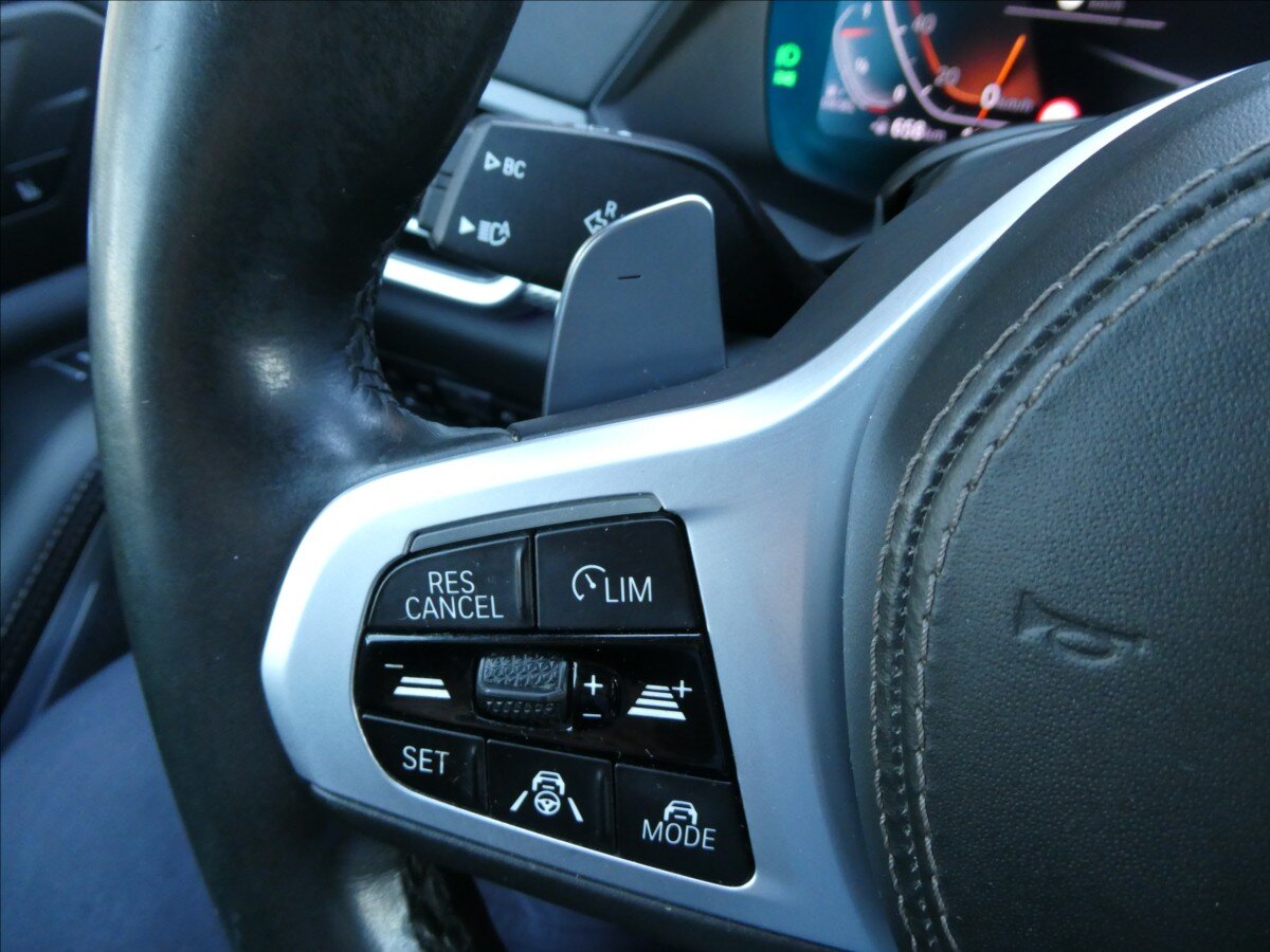 BMW X5 SUV / Terénní 3,0 l 195 kw