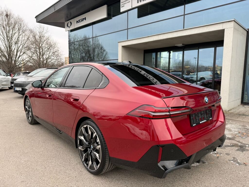 BMW Řada 5 Sedan / Limuzína 3,0 l 210 kw