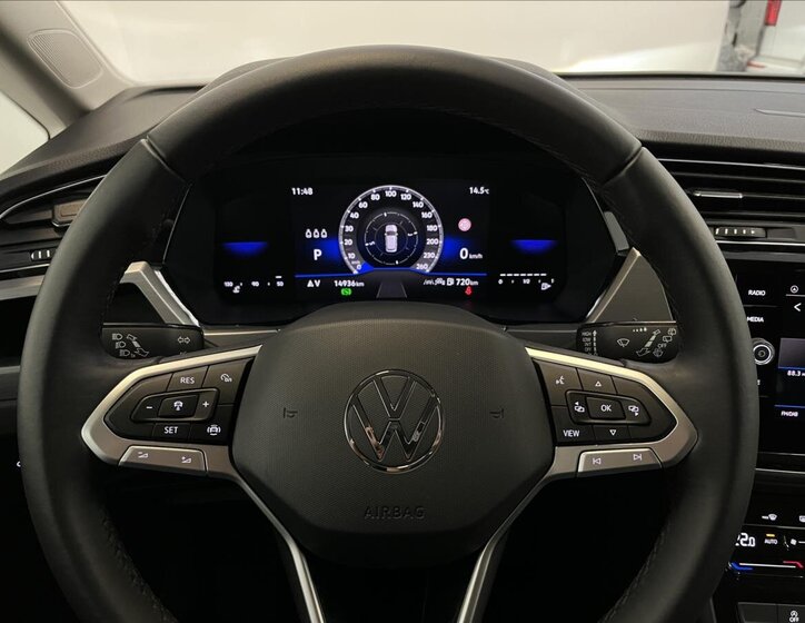 Volkswagen Touran MPV 1,5 l 110 kw