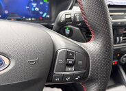 Ford Kuga SUV / Terénní 2,5 l 140 kw