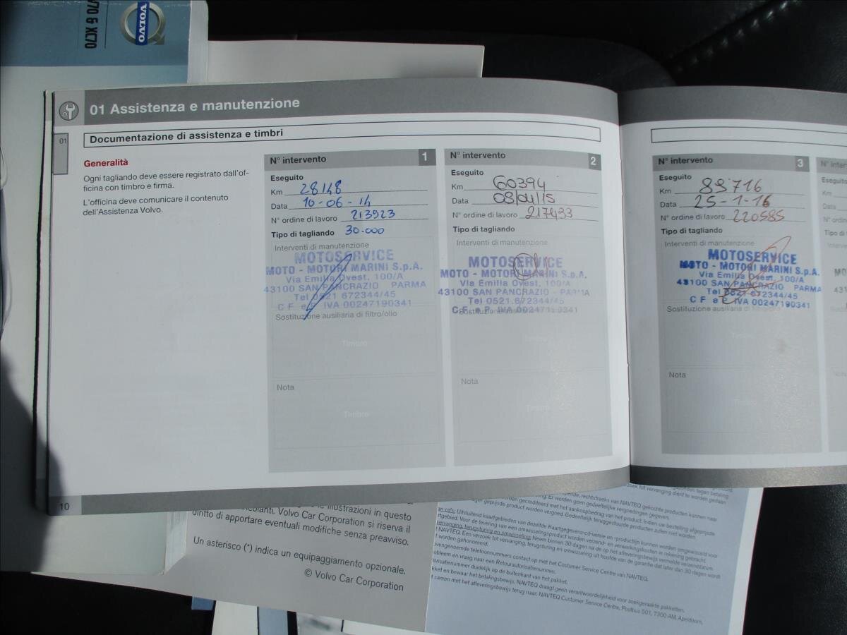 Volvo XC70 Kombi 2,4 l 120 kw