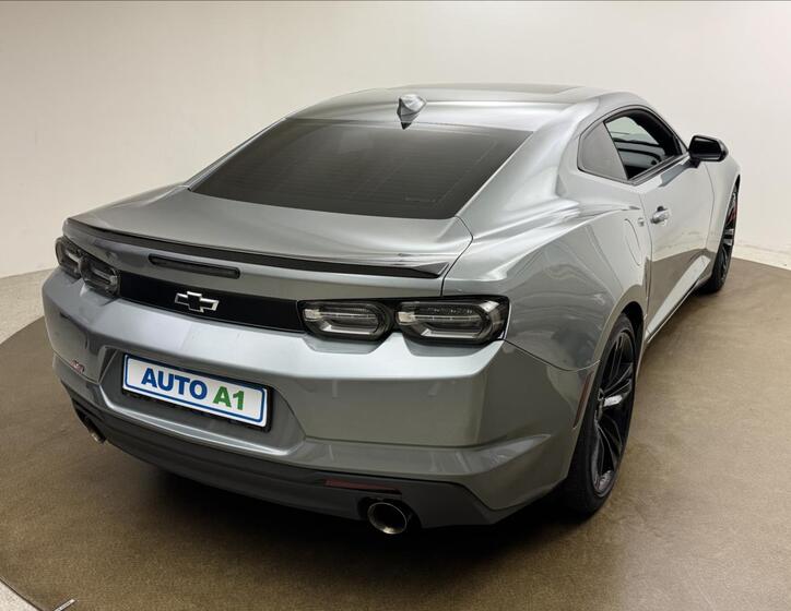 Chevrolet Camaro 4