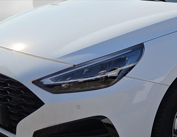 Hyundai i30 Kombi 1,5 l 71 kw