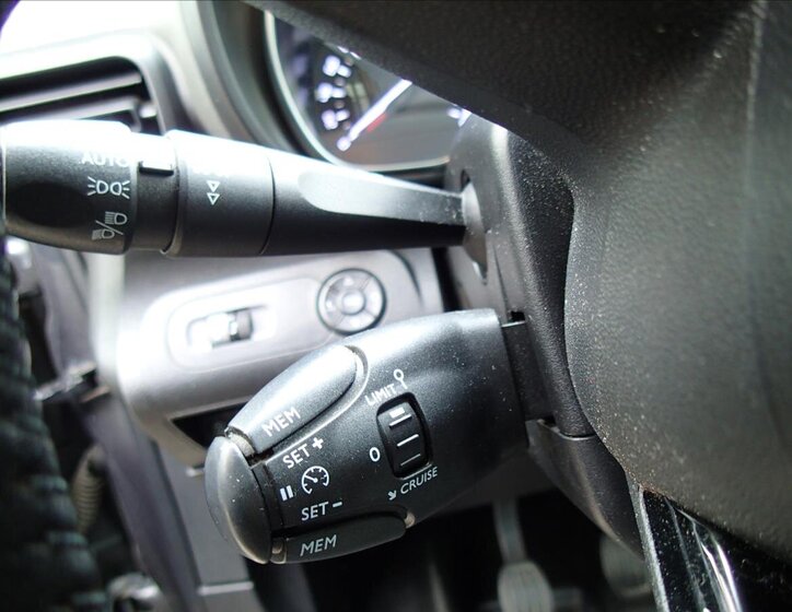 Citroën Berlingo MPV 1,5 l 96 kw