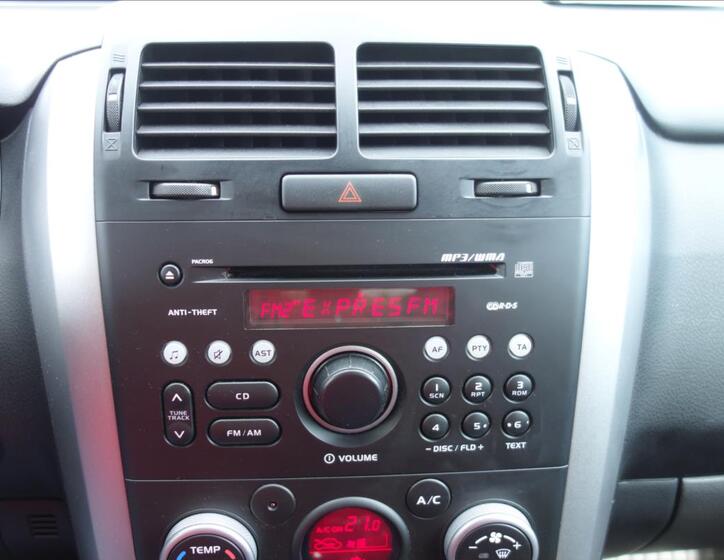 Suzuki Grand Vitara 20