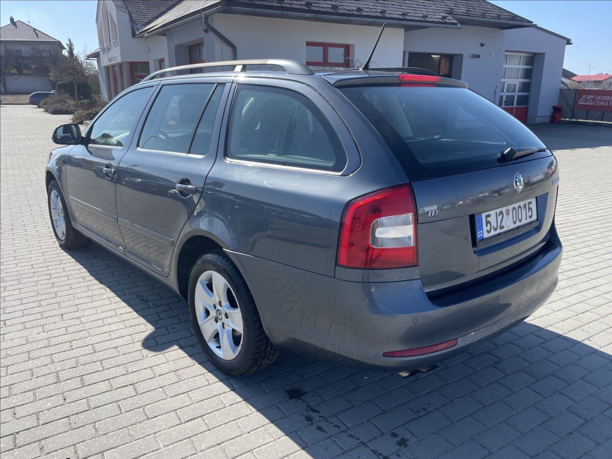 Škoda Octavia Kombi 2,0 l 103 kw