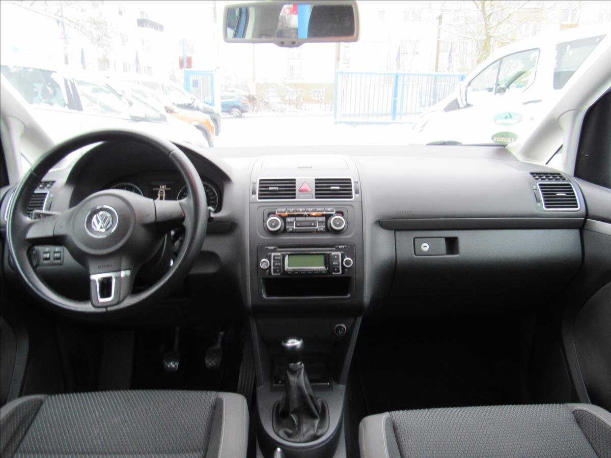 Volkswagen Touran Kombi 1,2 l 77 kw