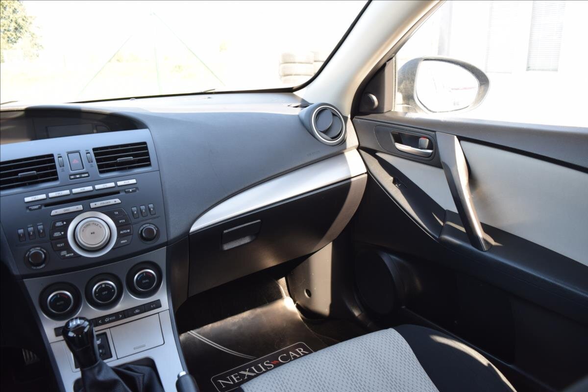 Mazda 3 Hatchback 1,6 l 77 kw