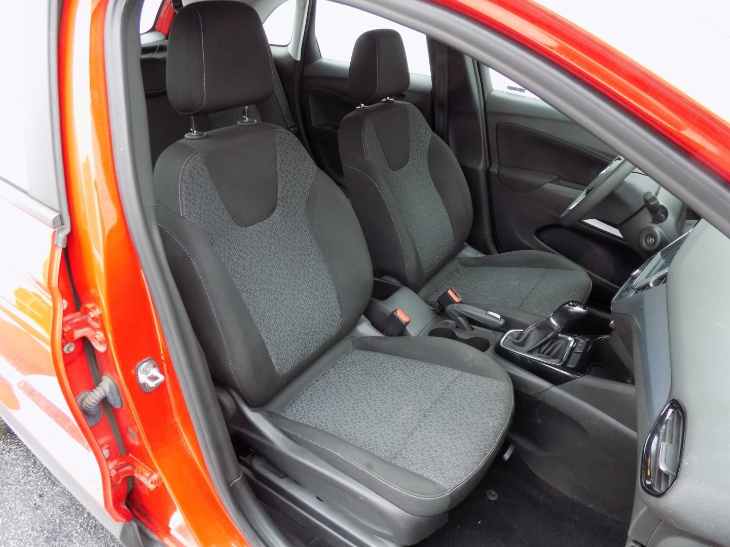 Opel Crossland X SUV 1,2 l 60 kw