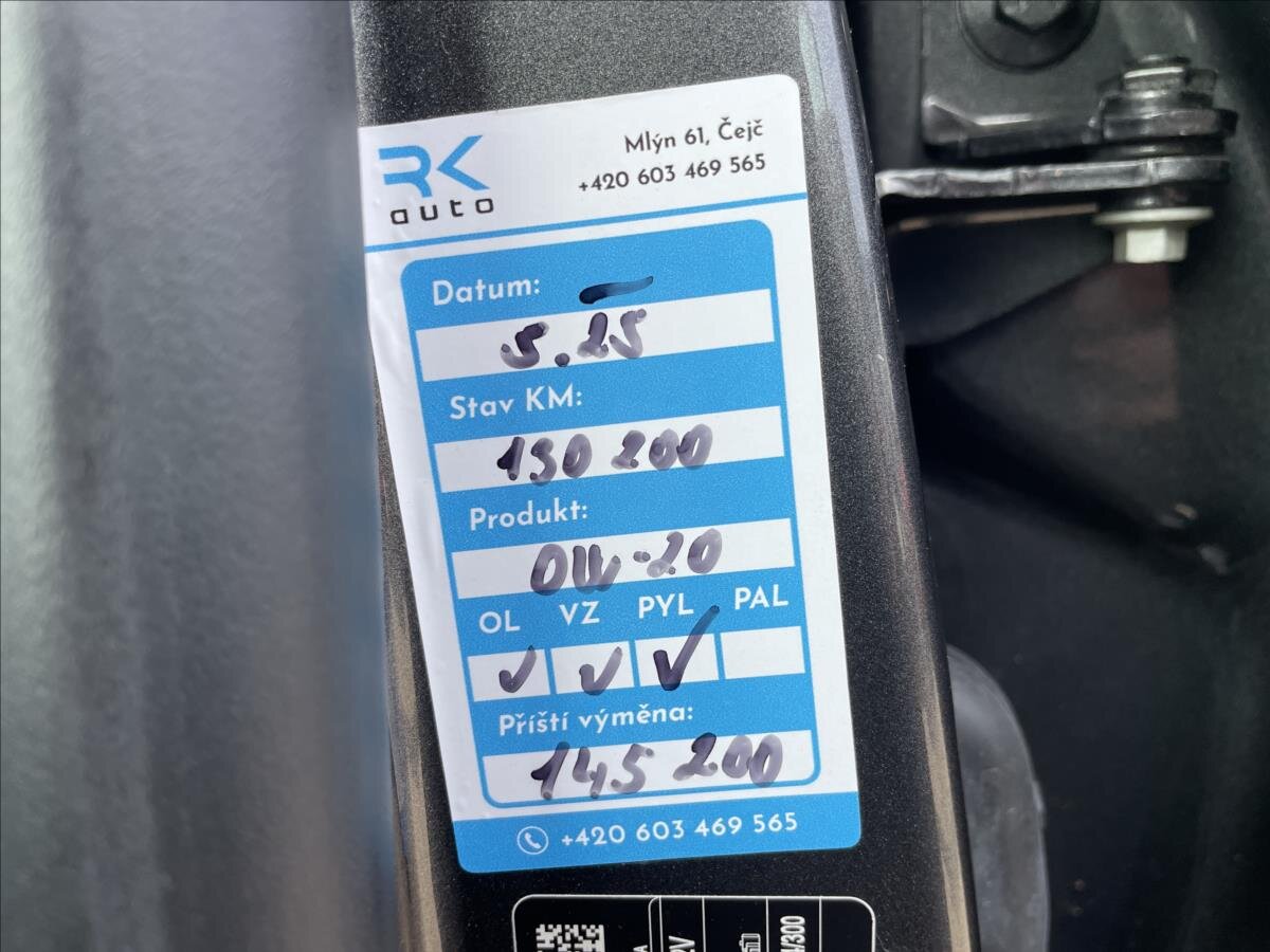 Ford Kuga SUV / Terénní 1,5 l 88 kw