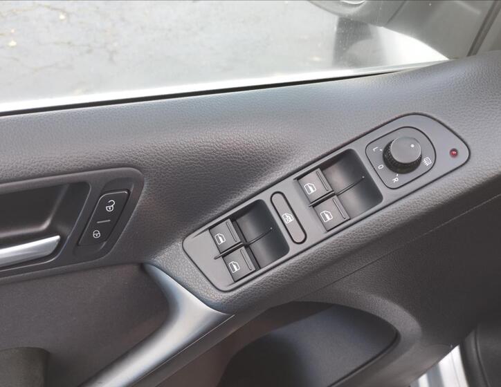 Volkswagen Tiguan 16