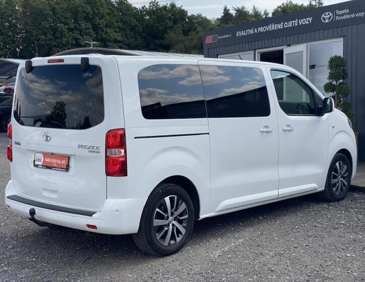 Toyota ProAce Verso 13