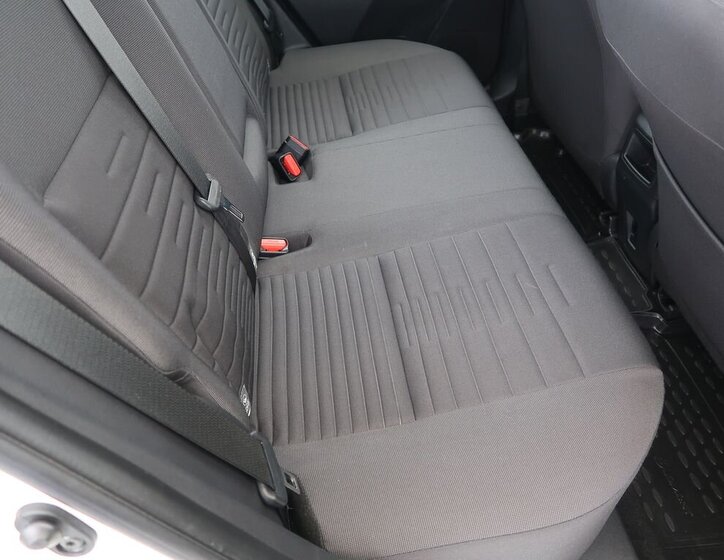 Toyota Auris Kombi 1,6 l 97 kw