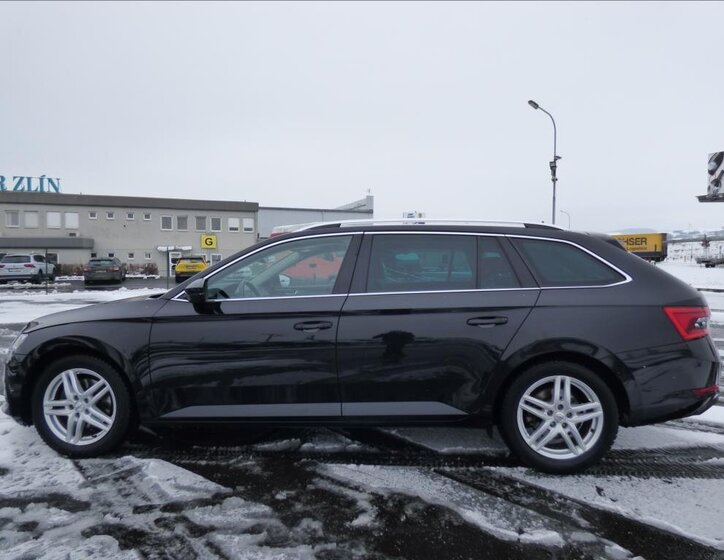 Škoda Superb Kombi 2,0 l 110 kw