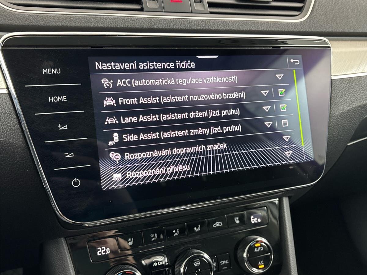 Škoda Superb Sedan / Limuzína 1,4 l 160 kw