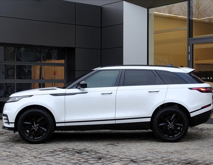 Land Rover Range Rover Velar SUV / Terénní 2,0 l 150 kw