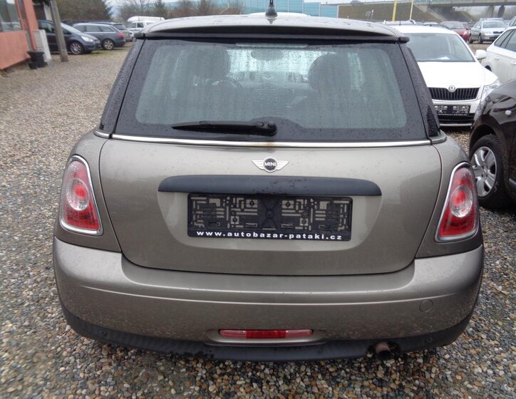 Mini Cooper Hatchback 1,6 l 72 kw