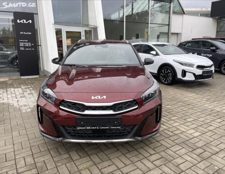 KIA XCeed SUV / Terénní 1,6 l 110 kw