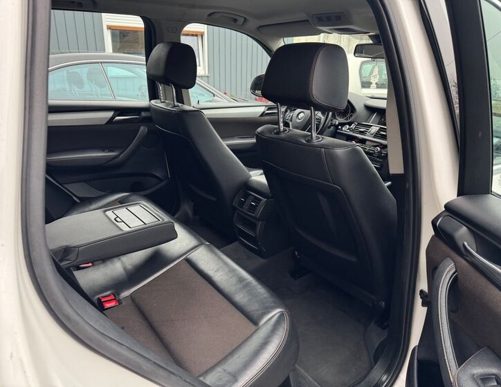 BMW X3 SUV 2,0 l 140 kw