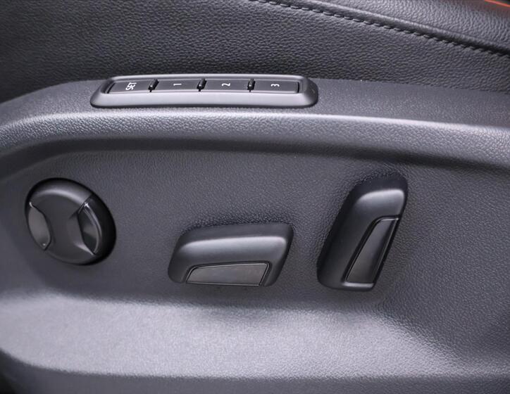 Volkswagen Tiguan 18