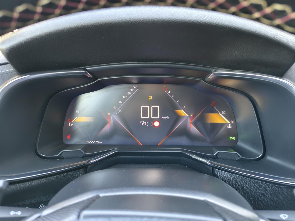 DS Automobiles DS7 Crossback SUV / Terénní 2,0 l 130 kw