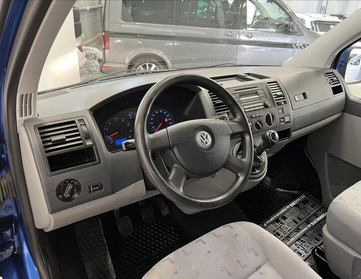 Volkswagen Caravelle Kombi 2,0 l 85 kw