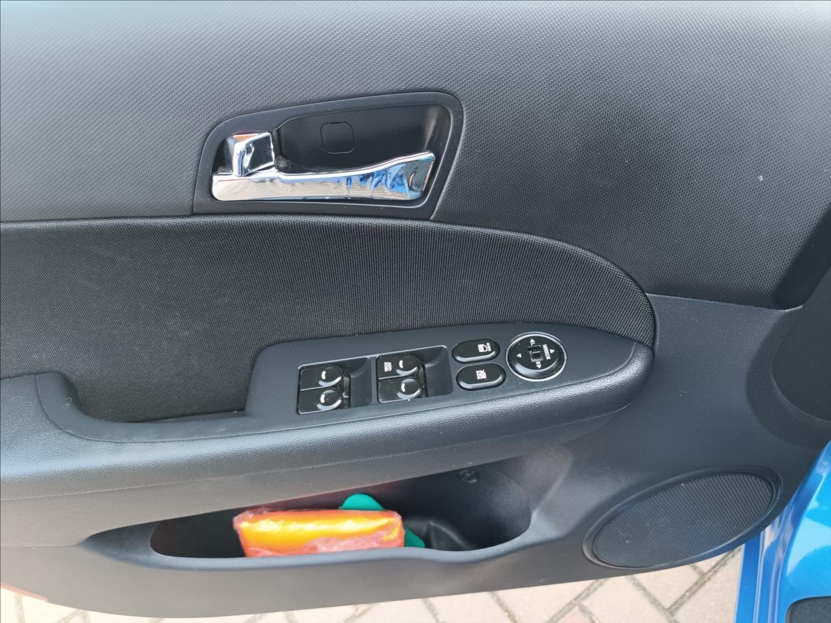 Hyundai i30 Hatchback 1,4 l 80 kw
