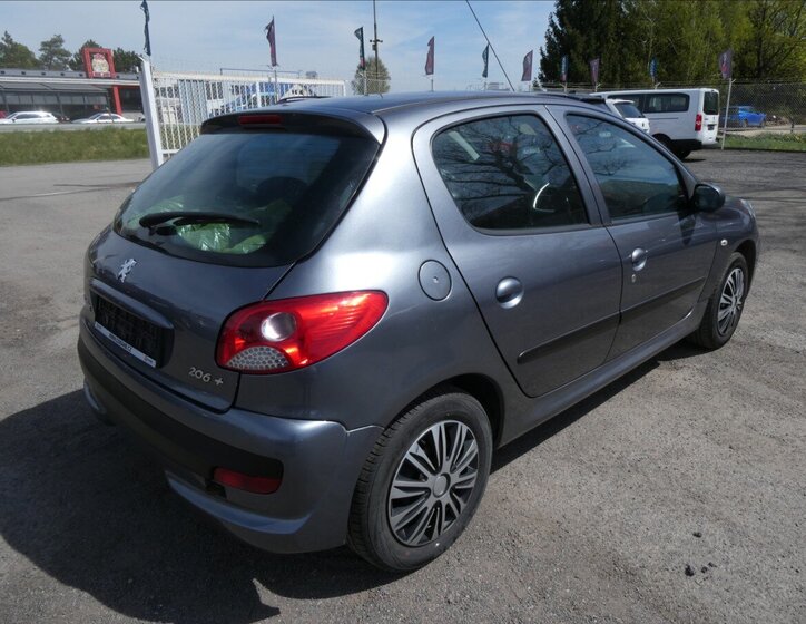 Peugeot 206 Hatchback 1,4 l 54 kw