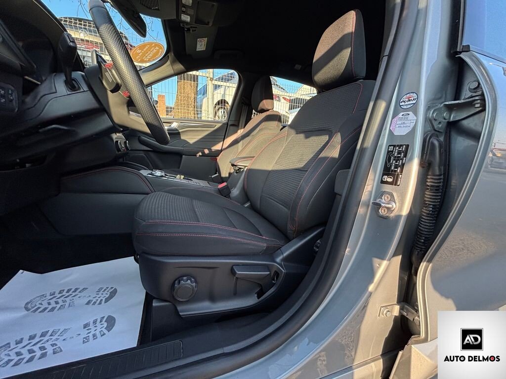 Ford Kuga SUV / Terénní 1,5 l 88 kw