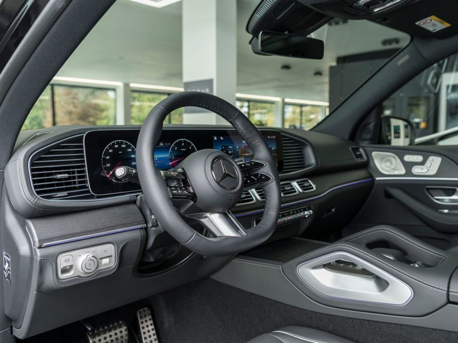 Mercedes-Benz Ostatní 5