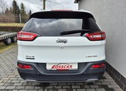 Jeep Cherokee SUV 2,2 l 147 kw