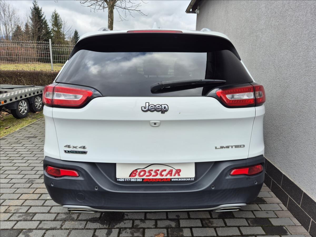 Jeep Cherokee SUV 2,2 l 147 kw