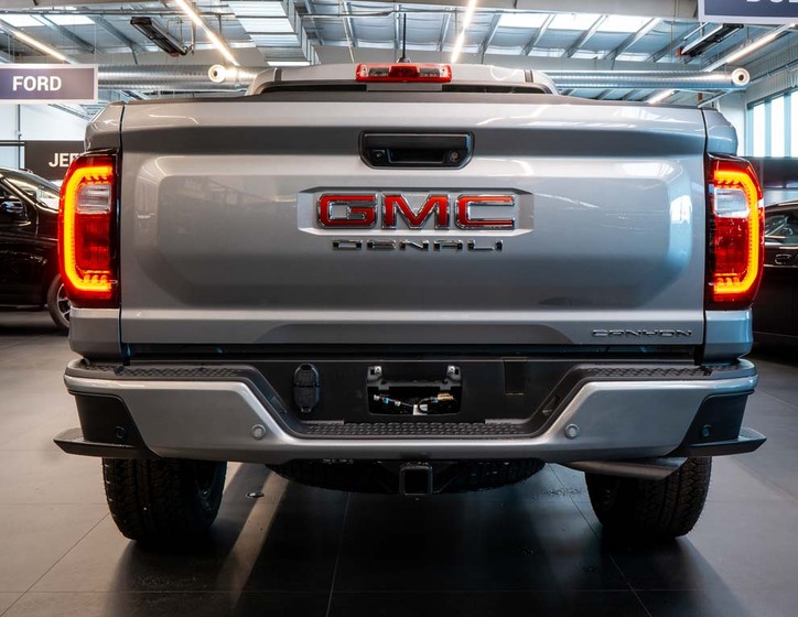 GMC Canyon 4