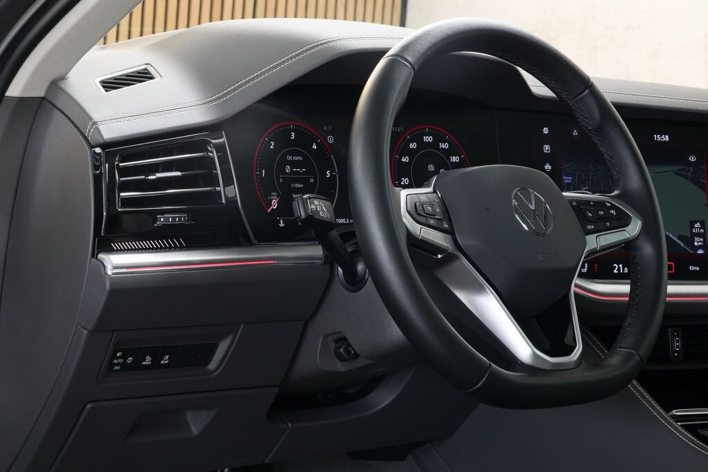 Volkswagen Touareg SUV / Terénní 3,0 l 210 kw