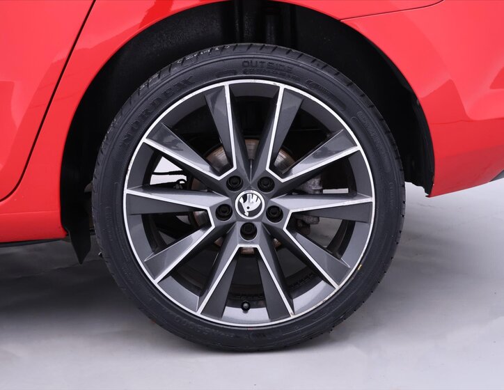 Škoda Rapid Hatchback 1,2 l 77 kw