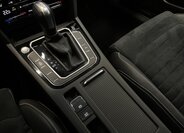 Volkswagen Passat Sedan 1,5 l 110 kw