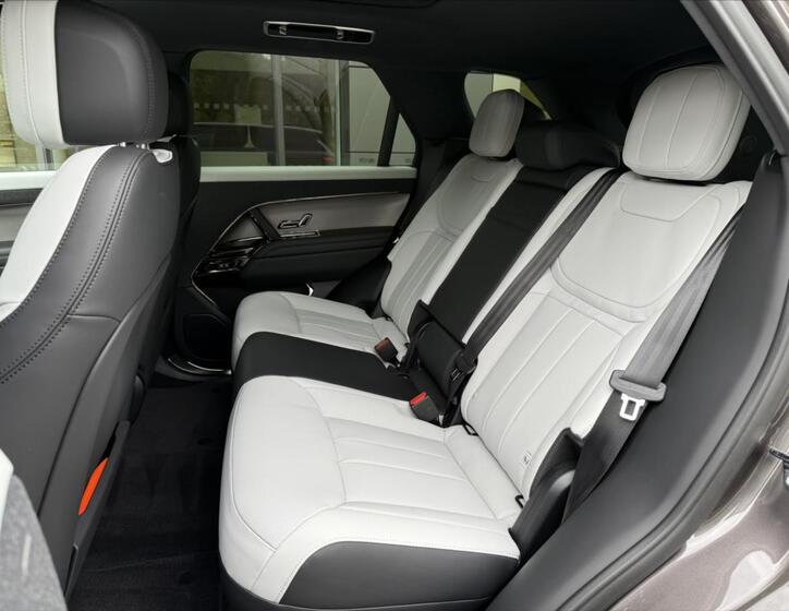 Land Rover Range Rover Sport 29