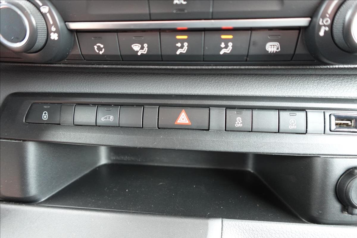 Opel Vivaro Ostatní 1,5 l 75 kw