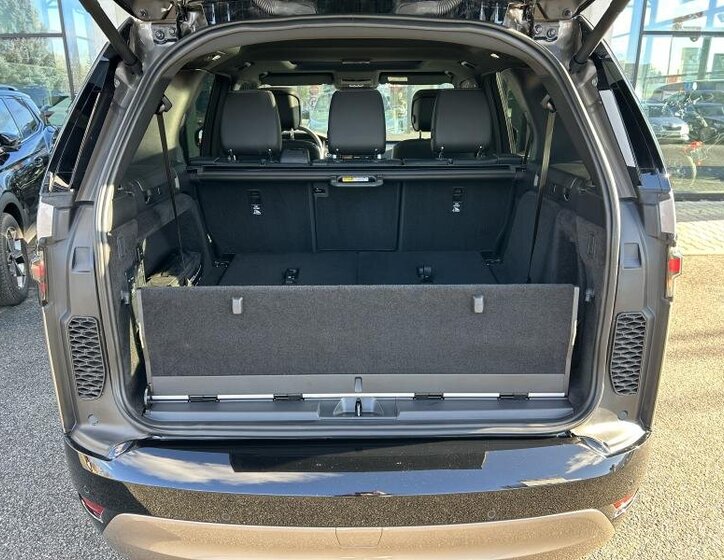 Land Rover Discovery SUV 3,0 l 221 kw