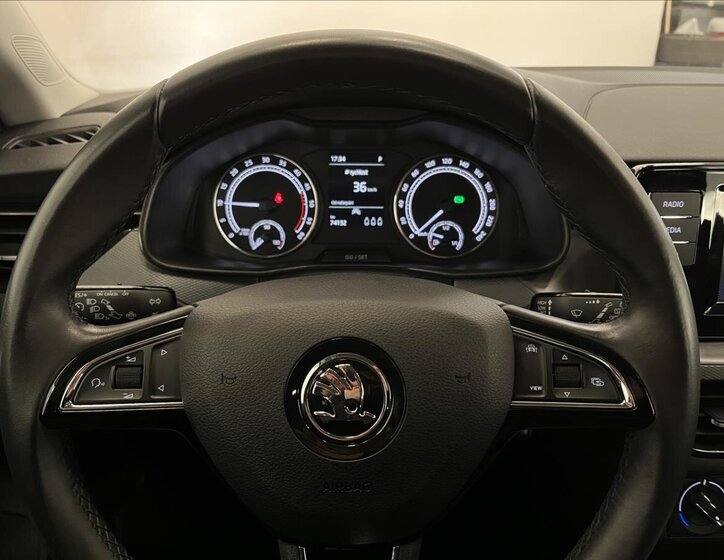 Škoda Scala Hatchback 1,6 l 85 kw