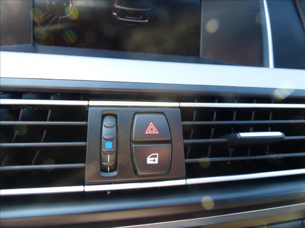 BMW Řada 5 Kombi 2,0 l 160 kw