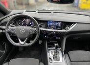 Opel Insignia 9