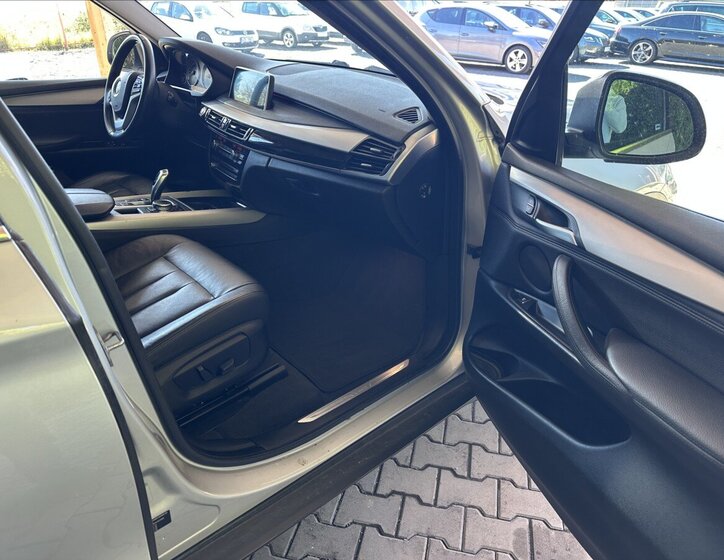 BMW X5 SUV 2,0 l 160 kw