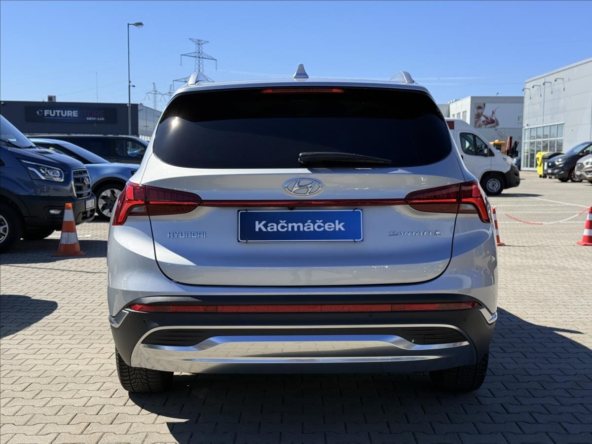 Hyundai Santa Fe SUV / Terénní 2,2 l 142 kw