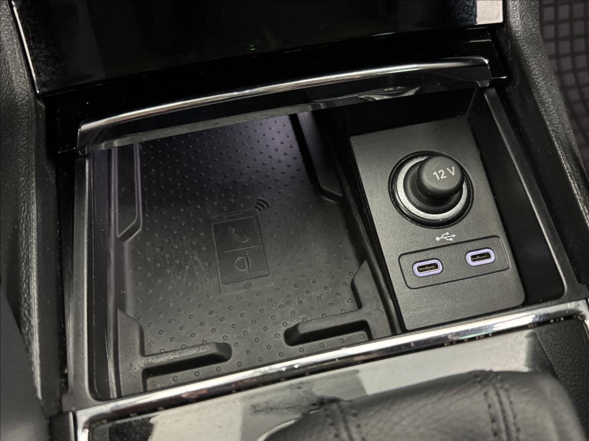 Škoda Karoq SUV / Terénní 2,0 l 110 kw